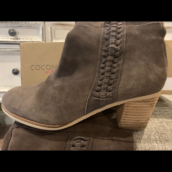 WORE ONCE LIKE NEW Coconuts over the knee boot sz9 - Picture 3 of 8